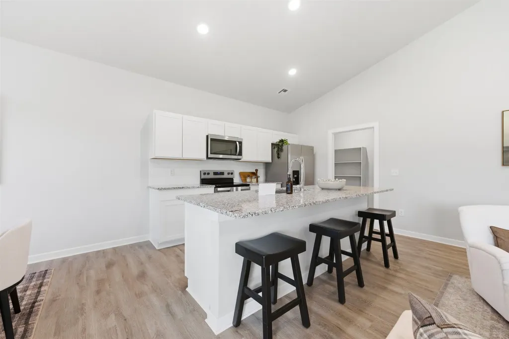 1606 N Topaz Lane Mulvane KS 67110