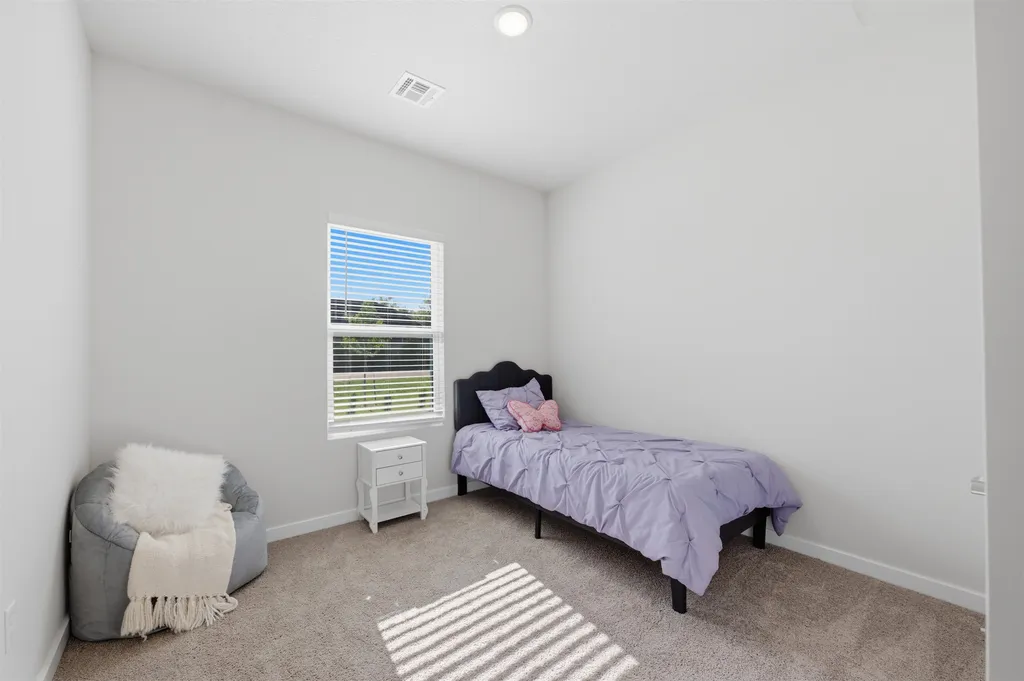 1606 N Topaz Lane Mulvane KS 67110