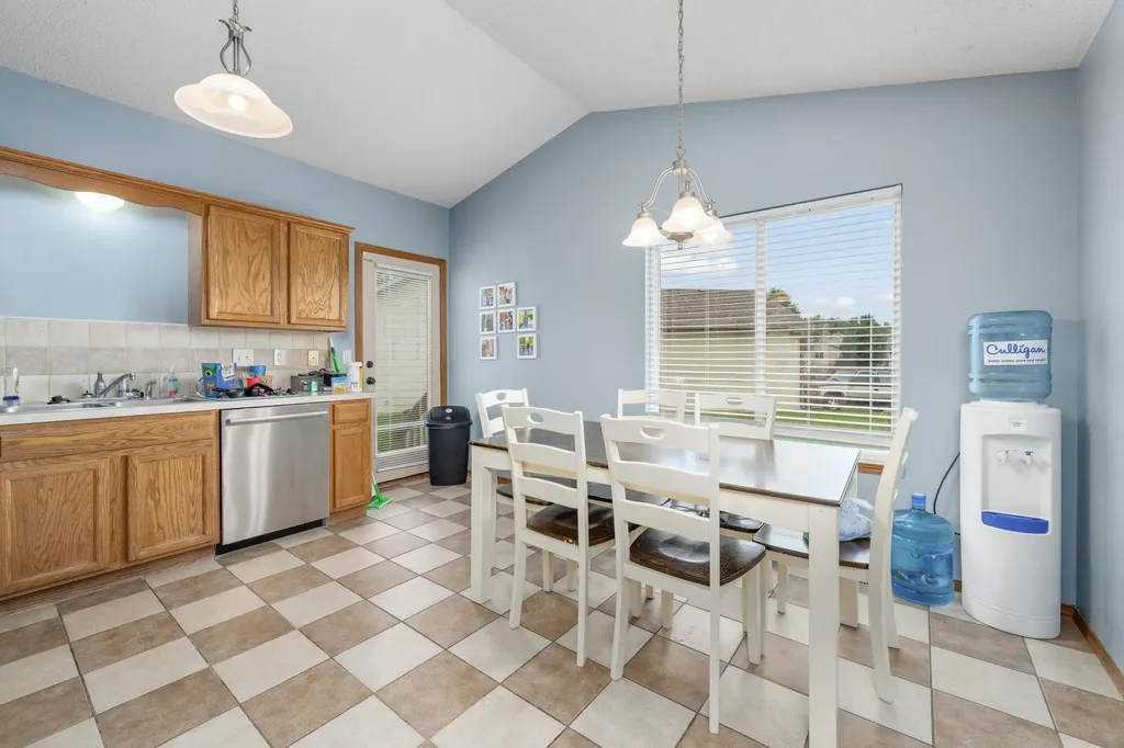 3811 N Pepper Ridge Street Wichita KS 67205