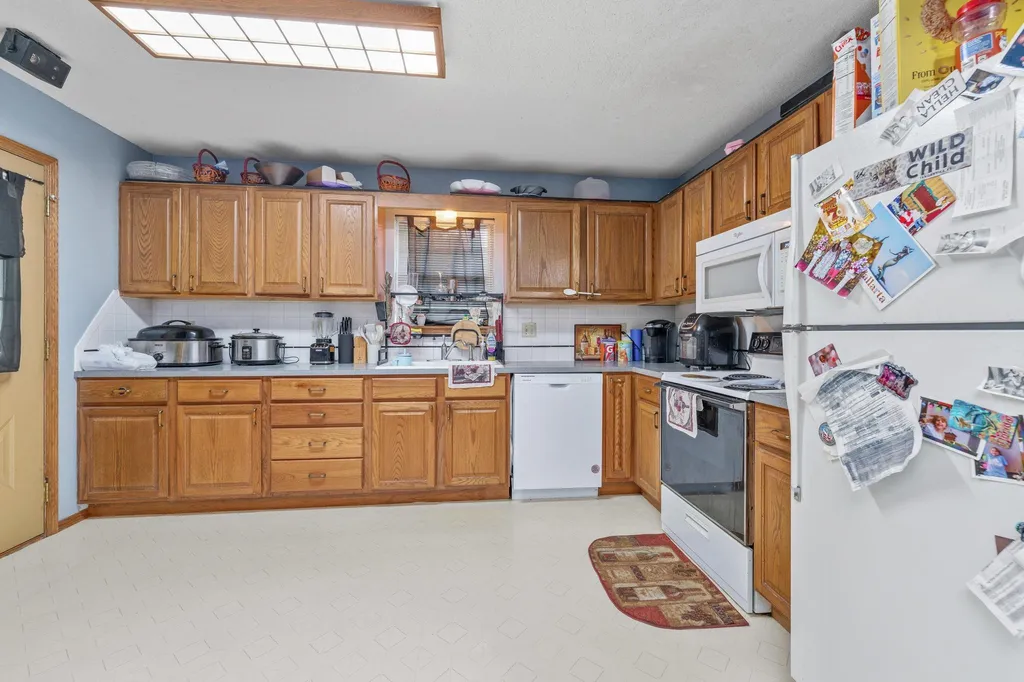 7027 W Sheriac Circle Wichita KS 67209