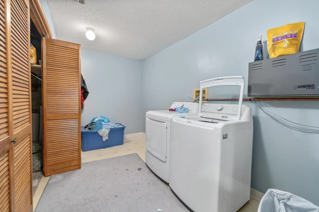 7027 W Sheriac Circle Wichita KS 67209