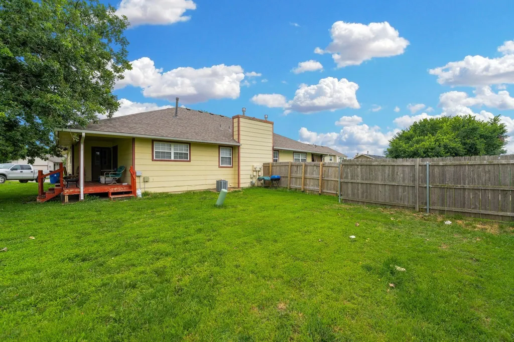 7027 W Sheriac Circle Wichita KS 67209