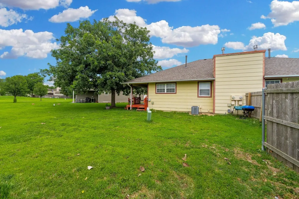 7027 W Sheriac Circle Wichita KS 67209