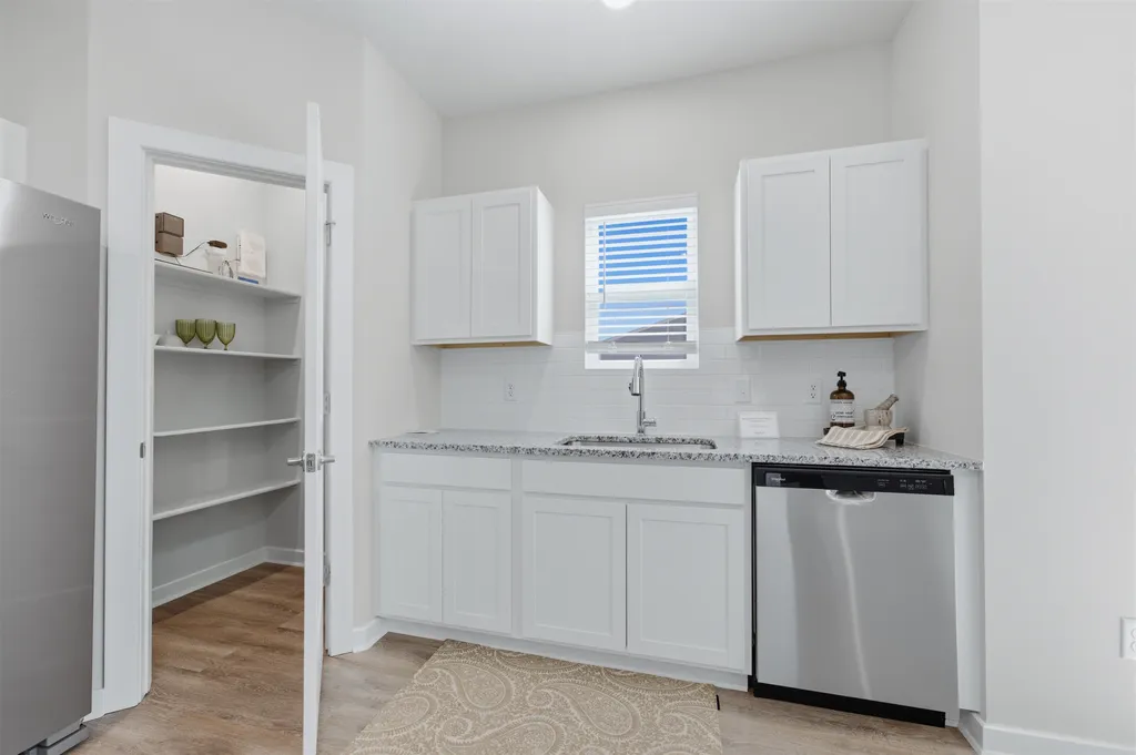 1607 N Emerald Drive Mulvane KS 67110
