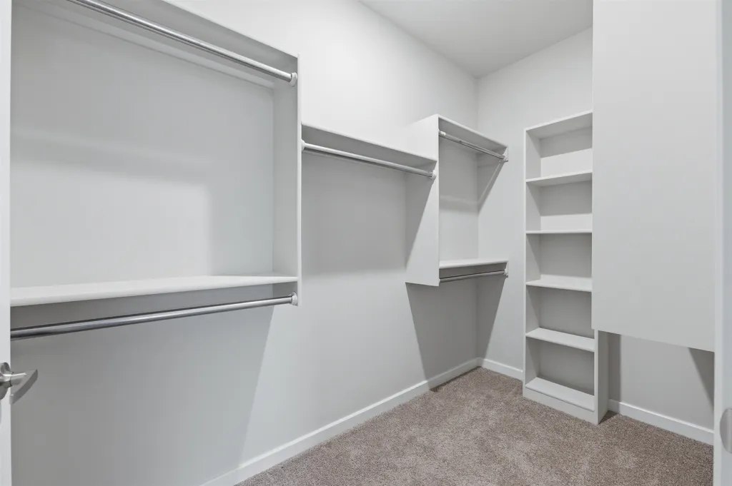 1607 N Emerald Drive Mulvane KS 67110