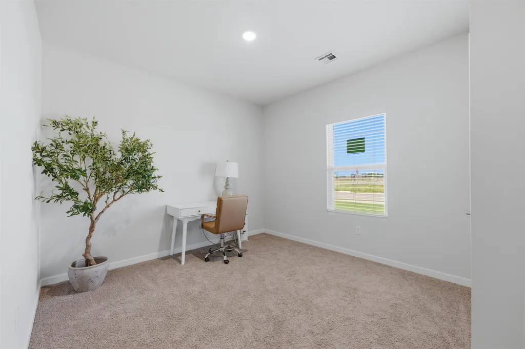 1607 N Emerald Drive Mulvane KS 67110