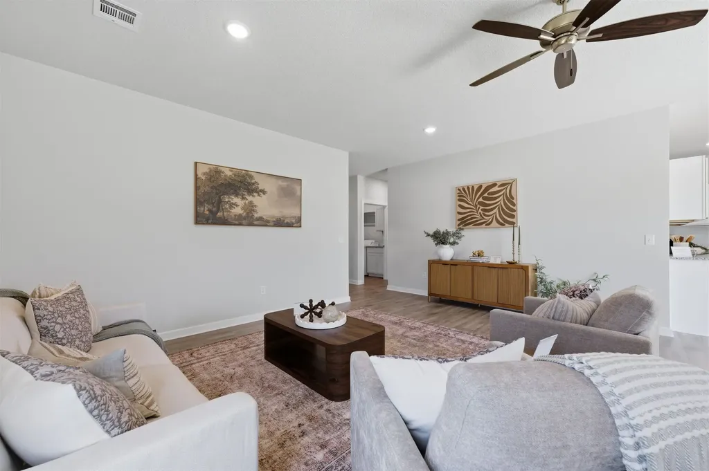 1607 N Emerald Drive Mulvane KS 67110