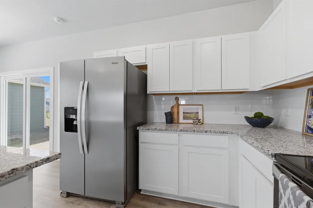 1570 N Emerald Valley Drive Mulvane KS 67110