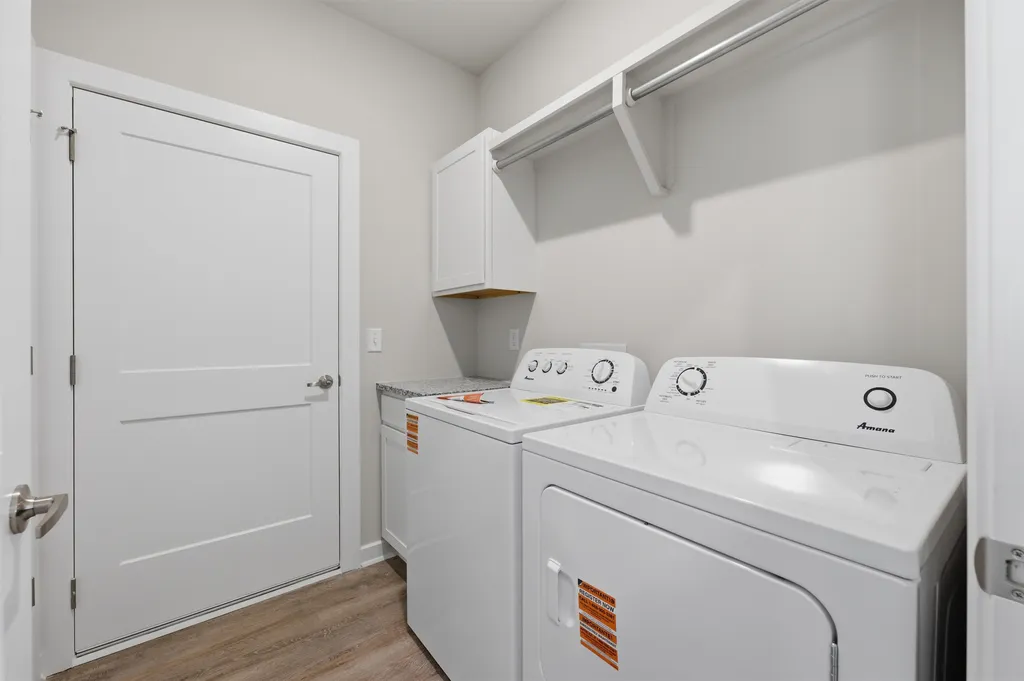 1570 N Emerald Valley Drive Mulvane KS 67110