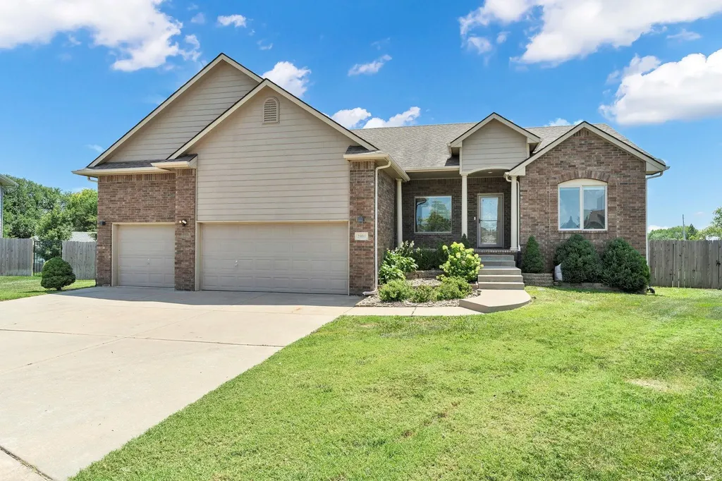 2801 N Emerson Derby KS 67037