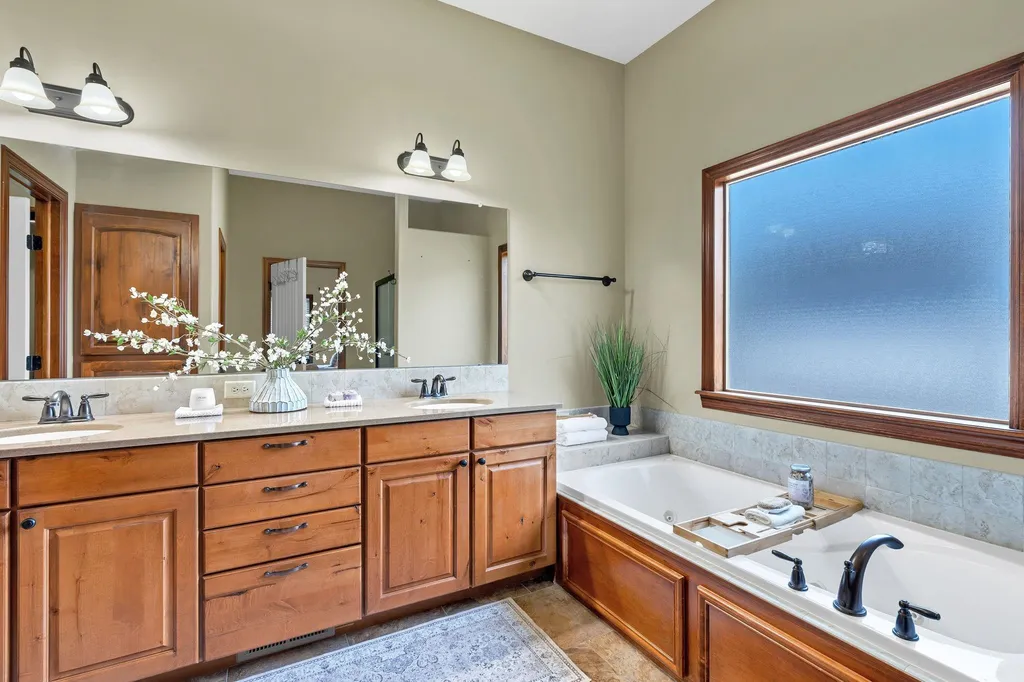 2801 N Emerson Derby KS 67037