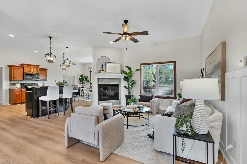 2801 N Emerson Derby KS 67037