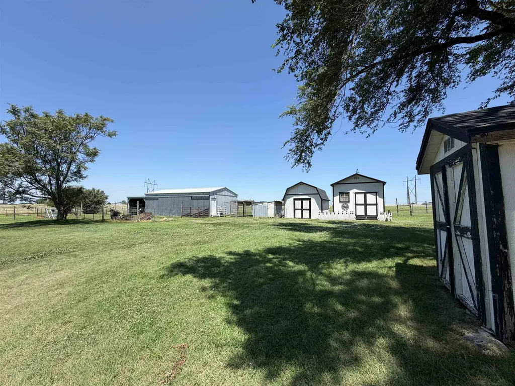 5160 SE Highway Leon KS 67074