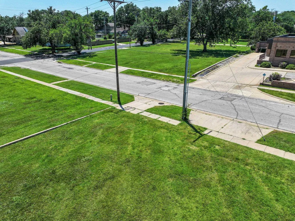 635 W Central Avenue El Dorado KS 67042