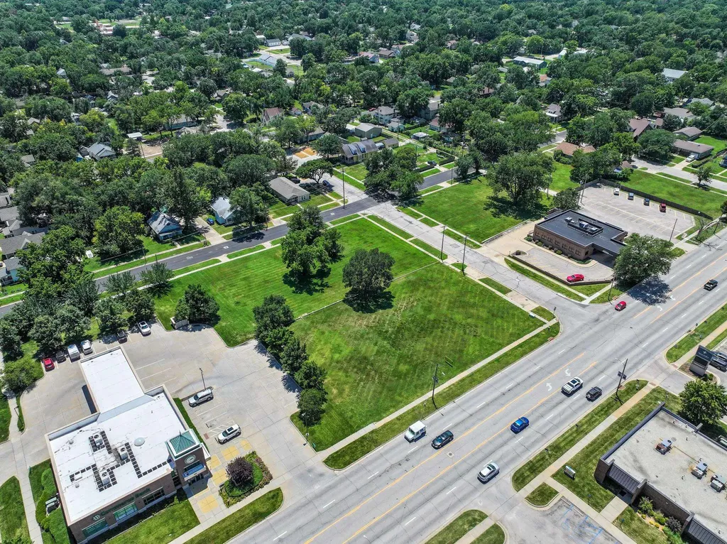 635 W Central Avenue El Dorado KS 67042
