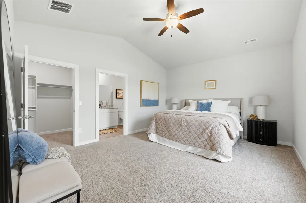 1558 N Emerald Valley Drive Mulvane KS 67110