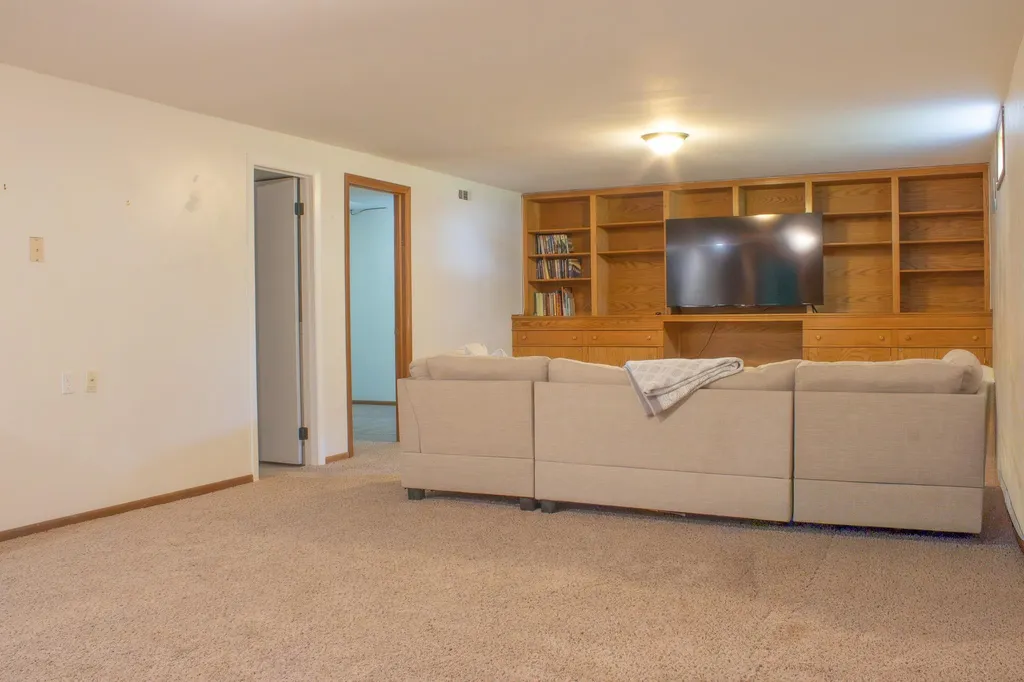 1510 N Poplar Eureka KS 67045