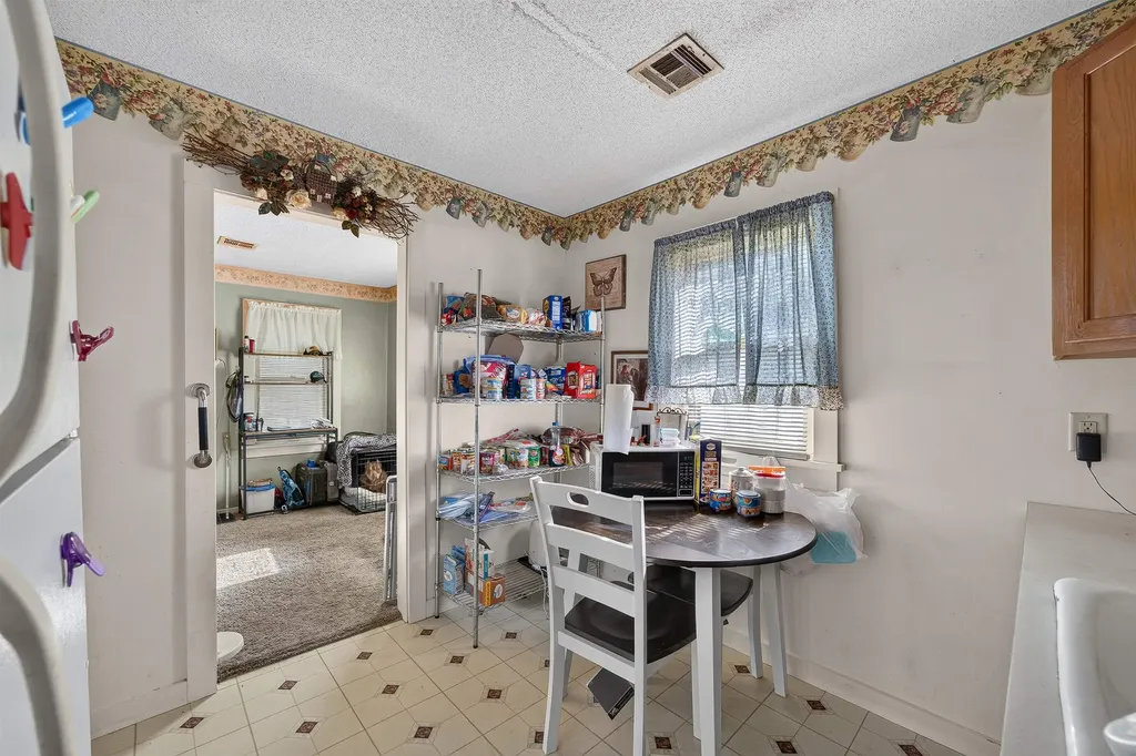 215 W Osie Street Wichita KS 67213