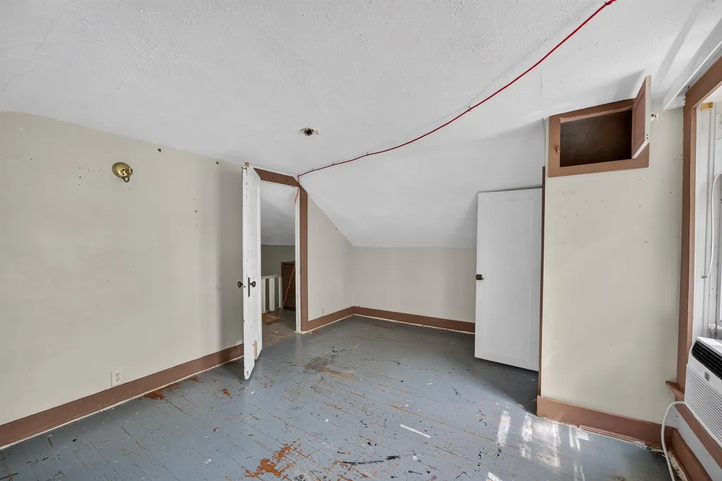 315 E Division Peabody KS 66866