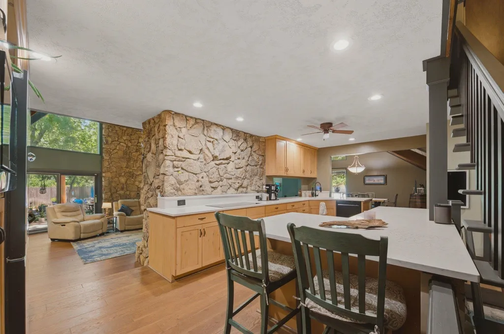 2405 N Redbud Lane Wichita KS 67204