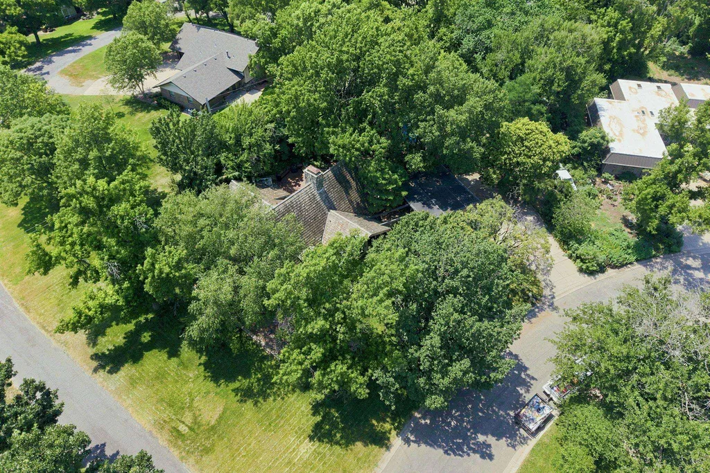 2405 N Redbud Lane Wichita KS 67204
