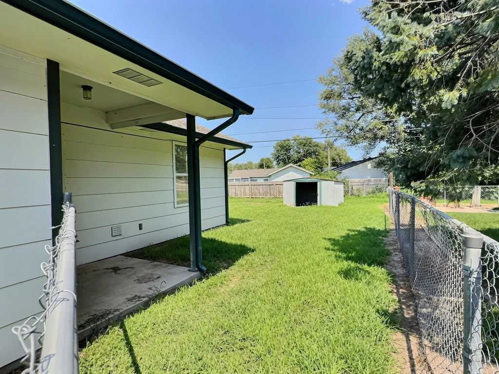 258 S Lamar Haysville KS 67060