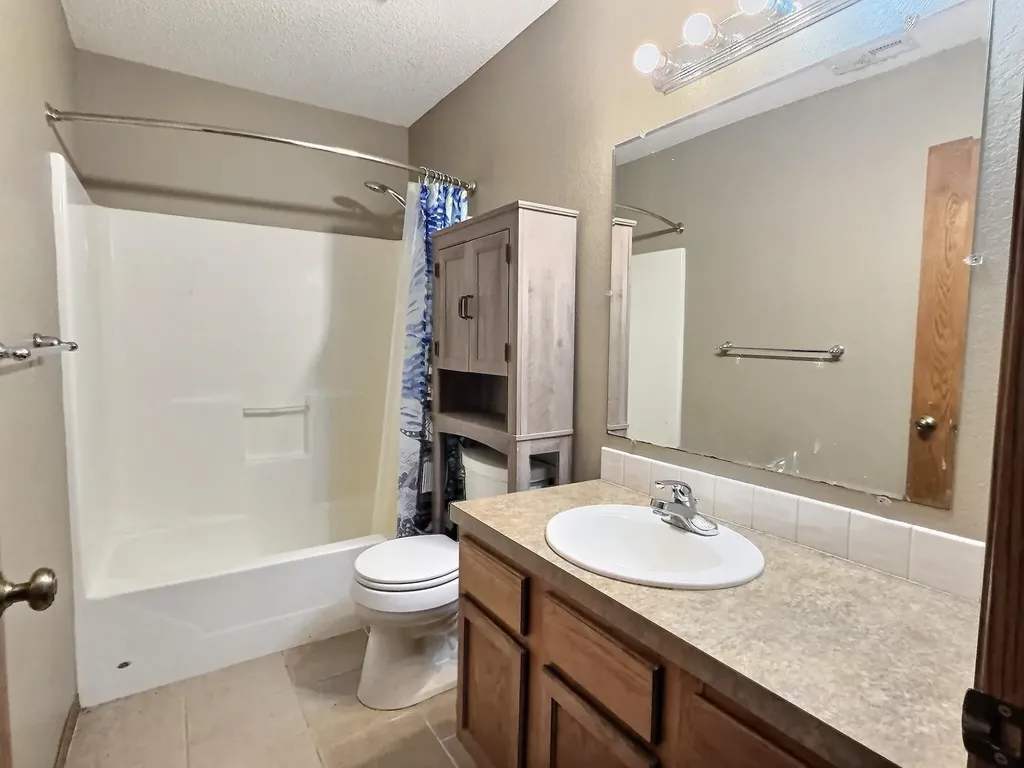 258 S Lamar Haysville KS 67060