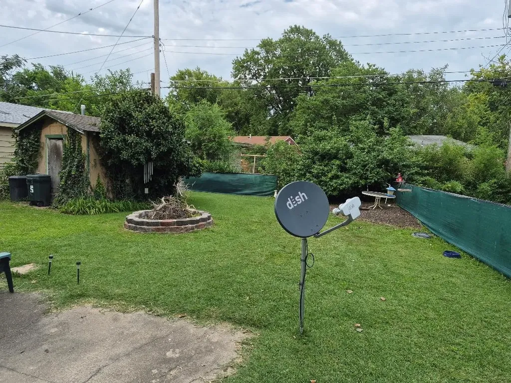 2858 S Laura Wichita KS 67216