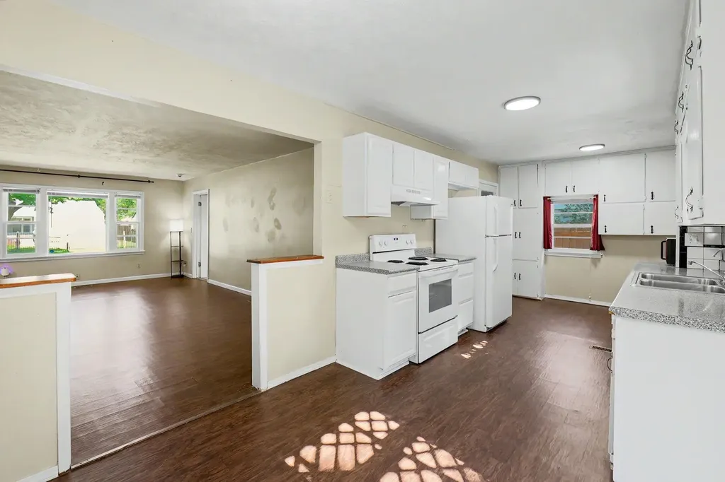 2232 S Estelle Wichita KS 67211