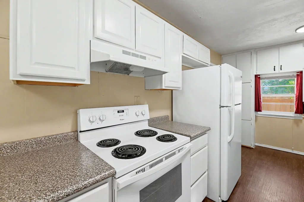 2232 S Estelle Wichita KS 67211