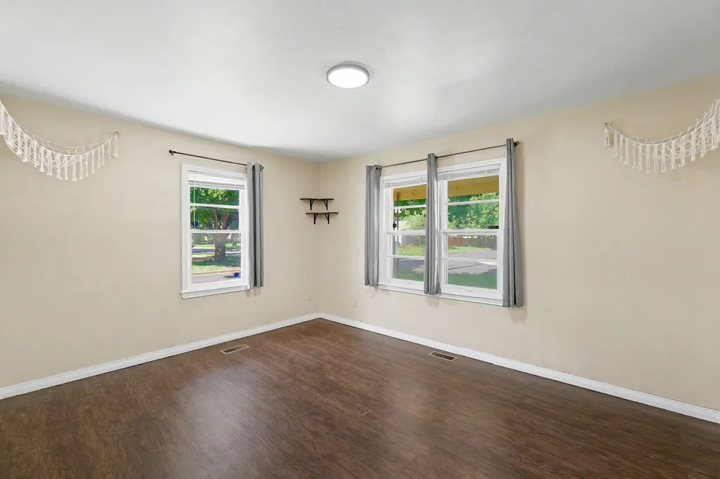 2232 S Estelle Wichita KS 67211