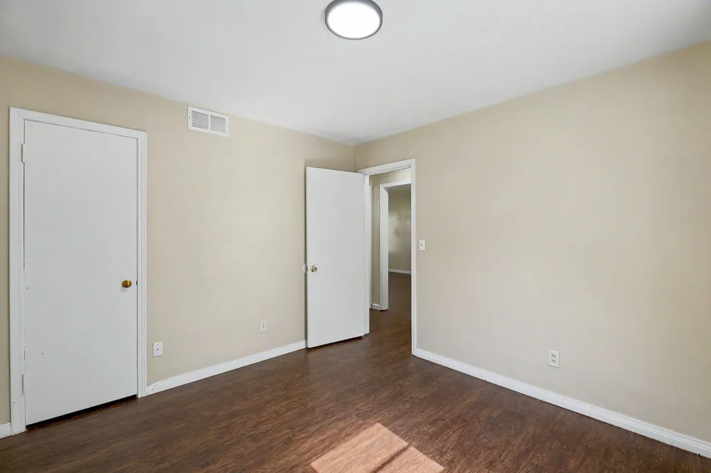2232 S Estelle Wichita KS 67211