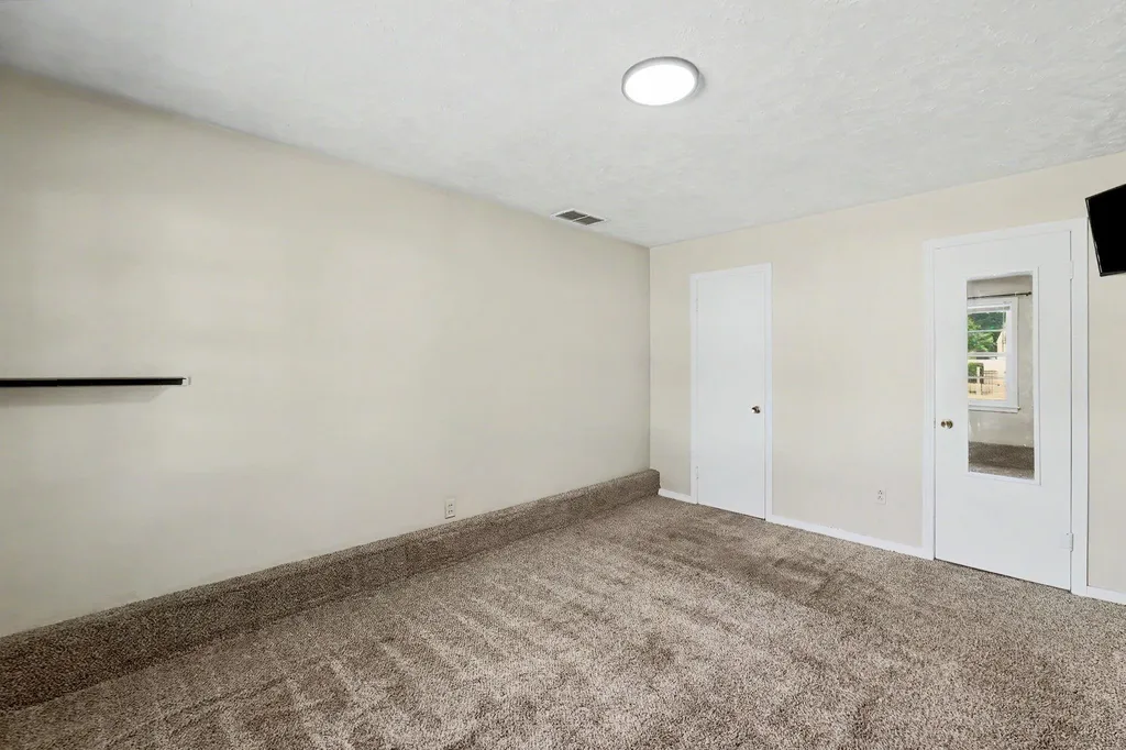2232 S Estelle Wichita KS 67211
