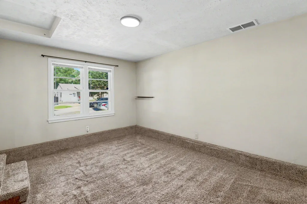 2232 S Estelle Wichita KS 67211