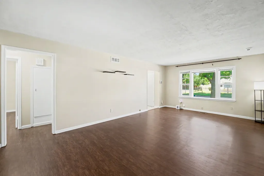2232 S Estelle Wichita KS 67211