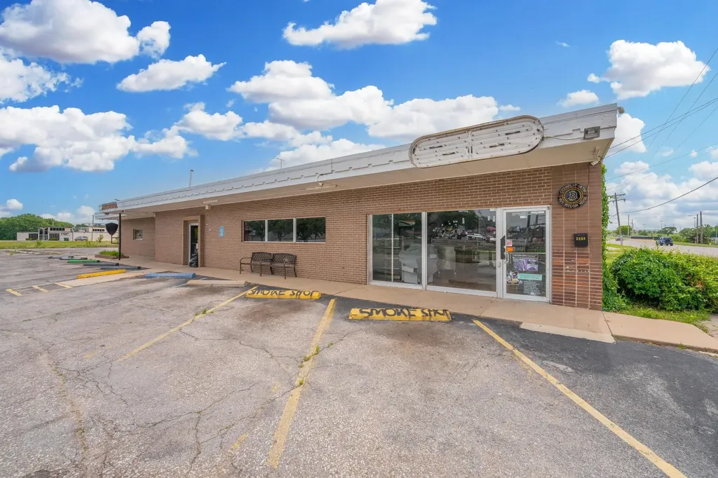 2502 S Oliver Avenue Wichita KS 67210