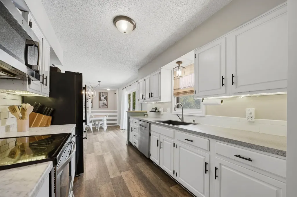 620 N Douglas Street Wellington KS 67152-2931