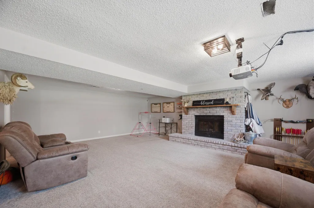 620 N Douglas Street Wellington KS 67152-2931