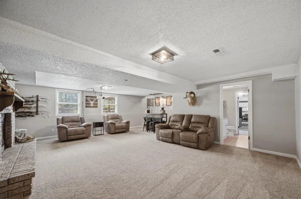 620 N Douglas Street Wellington KS 67152-2931