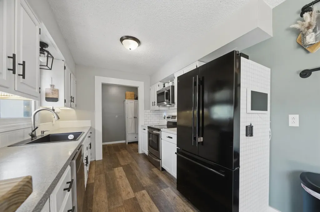 620 N Douglas Street Wellington KS 67152-2931
