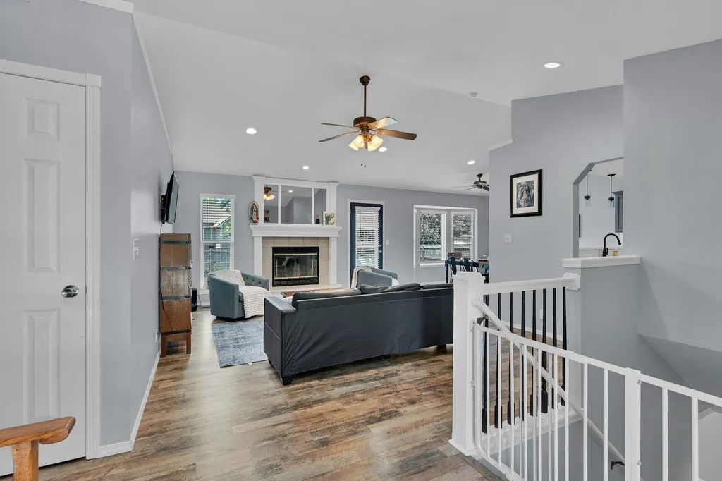 142 S Maple Dunes Court Wichita KS 67235