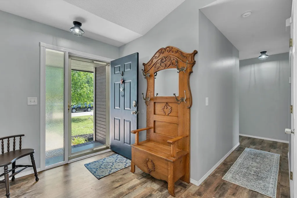 142 S Maple Dunes Court Wichita KS 67235