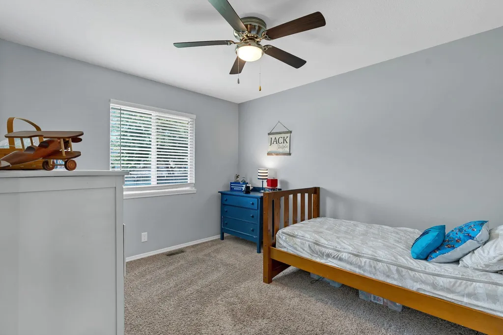 142 S Maple Dunes Court Wichita KS 67235