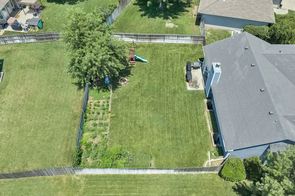 142 S Maple Dunes Court Wichita KS 67235