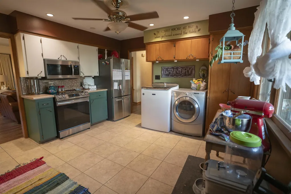 320 S Erb Street Hesston KS 67062