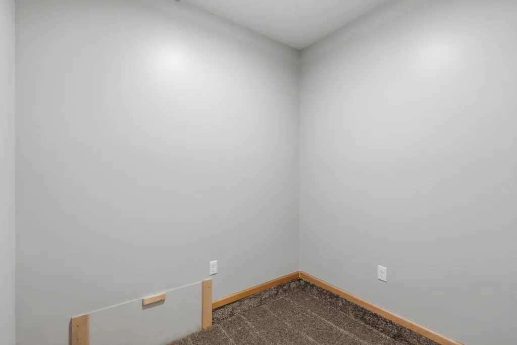 2113 S Glenn Wichita KS 67213