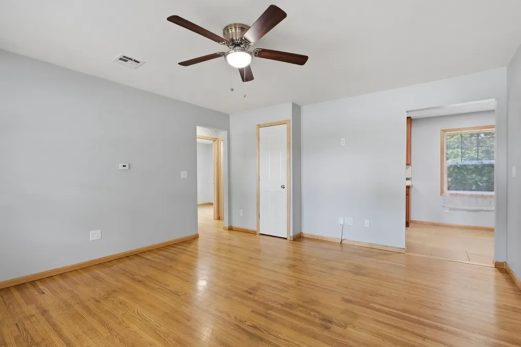2113 S Glenn Wichita KS 67213
