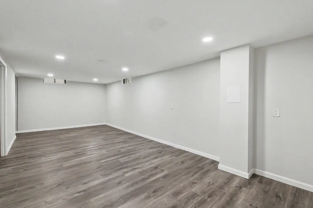 1819 N Westridge Wichita KS 67203