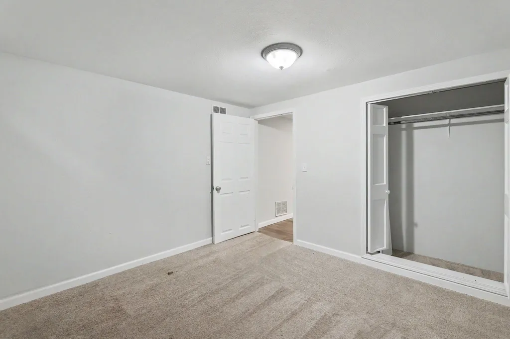1819 N Westridge Wichita KS 67203