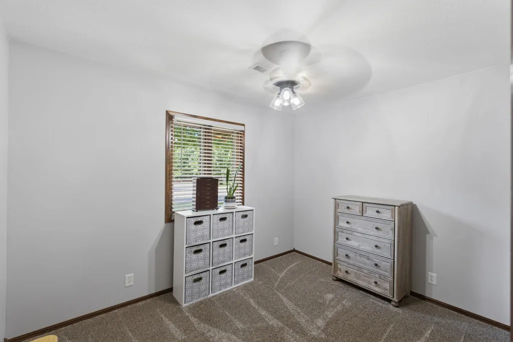 328 N Commanche Drive Kechi KS 67067